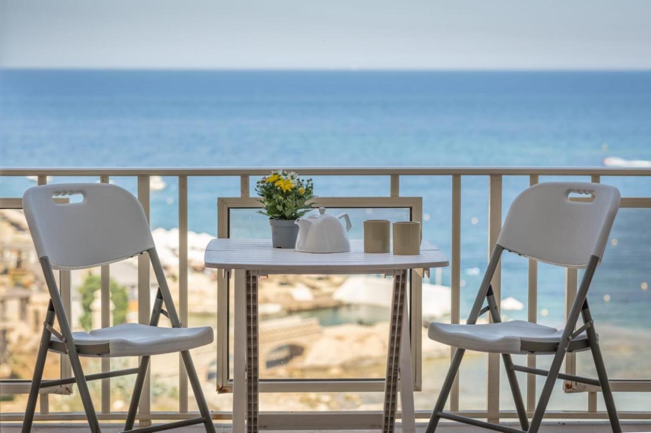 Sea-View Retreat 2 Apartment Saint Julian's Luaran gambar